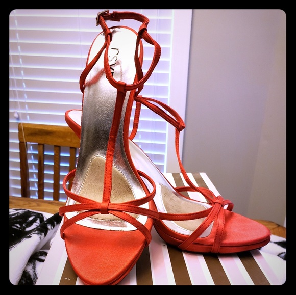 RSVP Shoes - Sexy Red Satin 4 inch high heel Sandals size 9.5